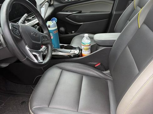 Used 2024 Chevrolet Trax ACTIV w/ Driver Confidence Package FWD image 4