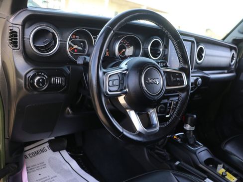 Used 2022 Jeep Gladiator Overland w/ Popular Equipment Package image 15