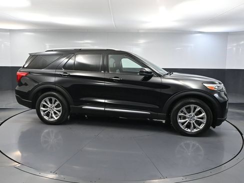 Used 2020 Ford Explorer Limited AWD/4WD image 4
