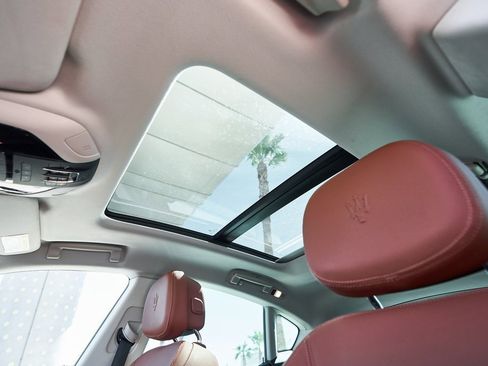 Used 2022 Maserati Levante GT image 29