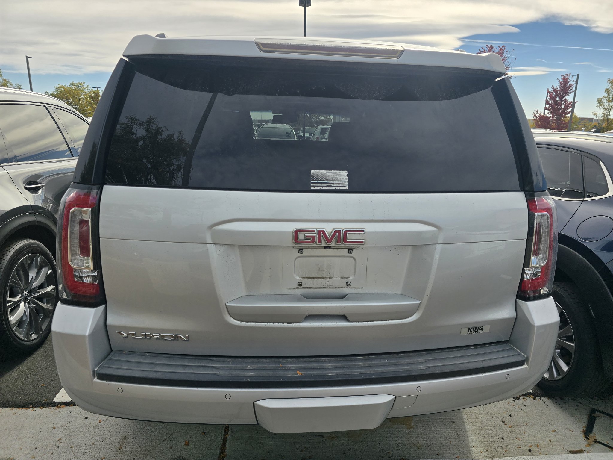 Used 2015 GMC Yukon SLT w/ Open Road Package AWD/4WD image 4