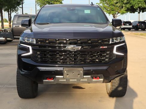 Used 2023 Chevrolet Suburban Z71 w/ Off-Road Capability Package AWD/4WD image 8