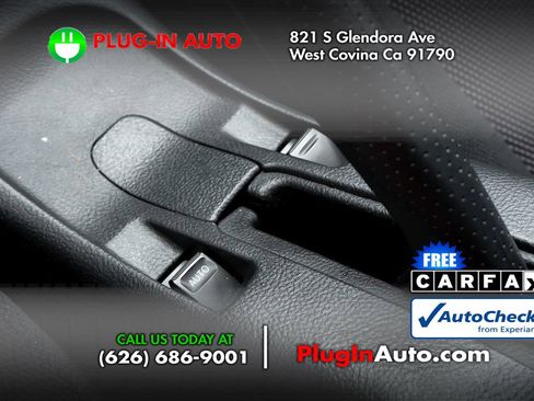 Used 2005 Toyota MR2 image 25