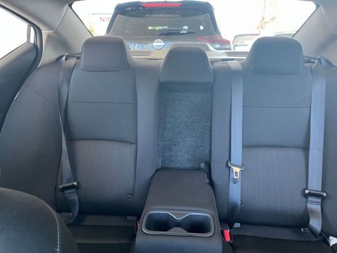 Used 2025 Nissan Altima 2.5 SV image 39