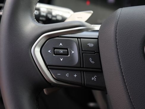 Used 2024 Lexus NX 250 FWD w/ Towing Package (2000 Lbs) image 35