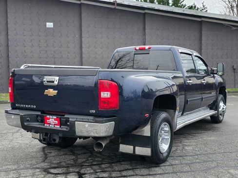 Used 2011 Chevrolet Silverado 3500 LTZ image 11