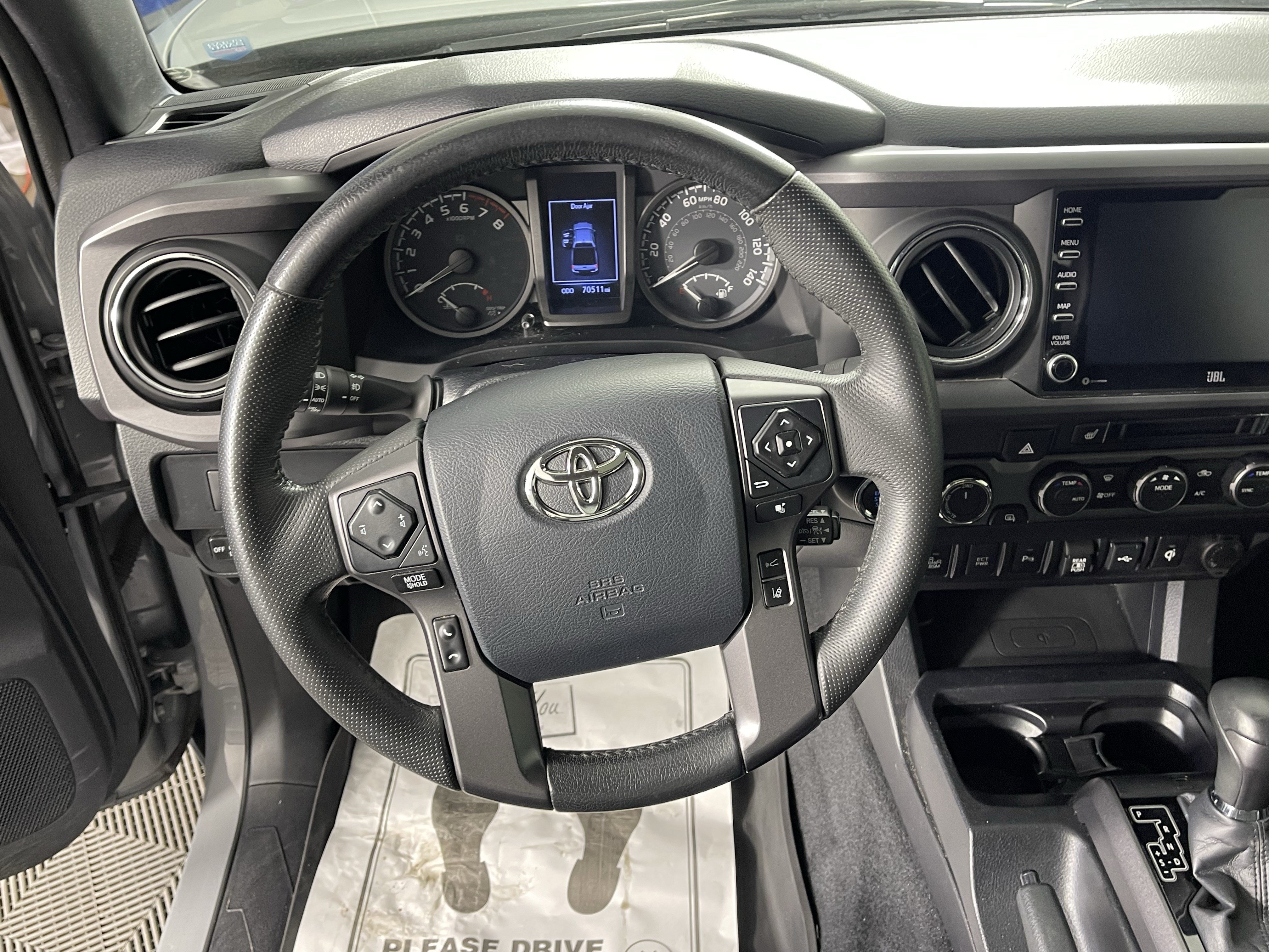 Used 2020 Toyota Tacoma TRD Off-Road w/ TRD Premium Off Road Package AWD/4WD image 14