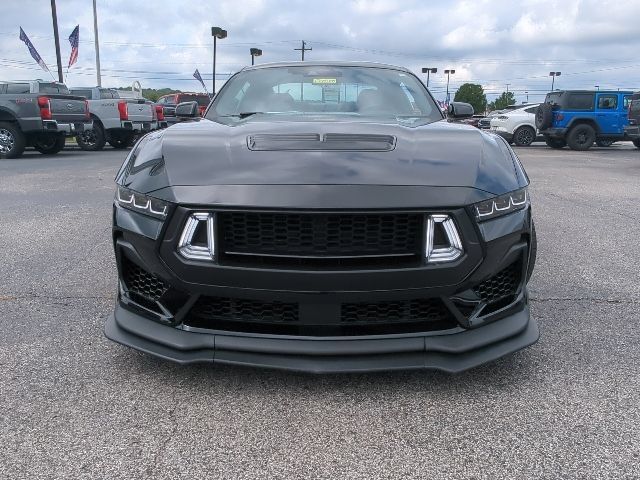 Used 2024 Ford Mustang Coupe RWD image 4