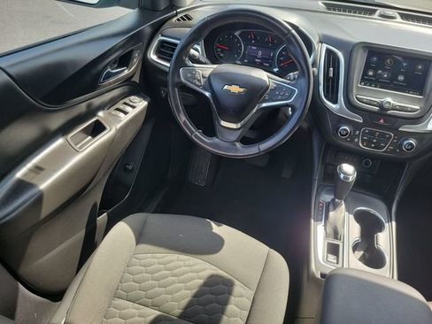 Used 2019 Chevrolet Equinox LT FWD image 16