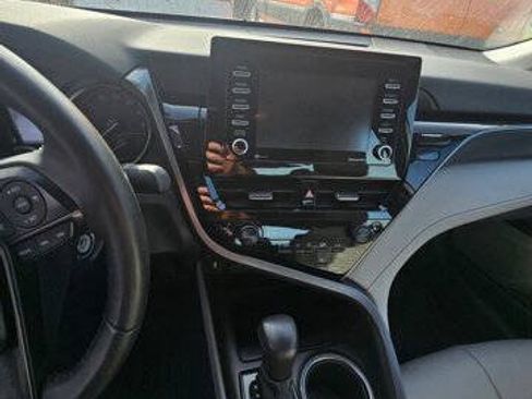 Used 2023 Toyota Camry SE FWD image 7