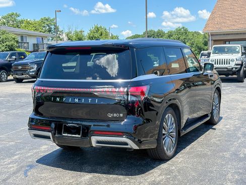 Used 2025 INFINITI QX80 Luxe AWD/4WD image 16