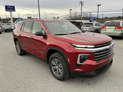 New 2026 Chevrolet Traverse LT w/ Driver Confidence Package image 10