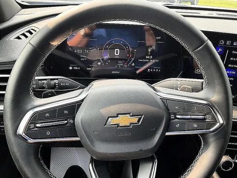 Used 2026 Chevrolet Traverse LT w/ LPO, Floor Liner Package AWD/4WD image 26