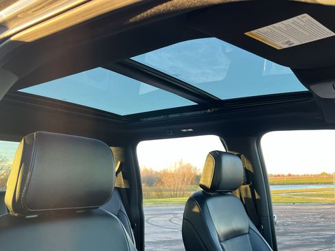 Used 2023 Ford F150 Lariat w/ Equipment Group 502A High image 34