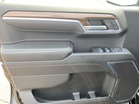 Certified 2024 Chevrolet Silverado 1500 LT AWD/4WD image 16
