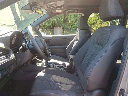 Certified 2025 Subaru Forester Premium image 12