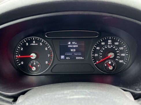 Used 2019 Kia Sorento L image 33