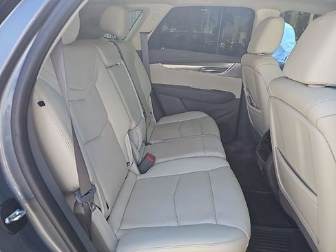 Used 2020 Cadillac XT5 Premium Luxury image 12