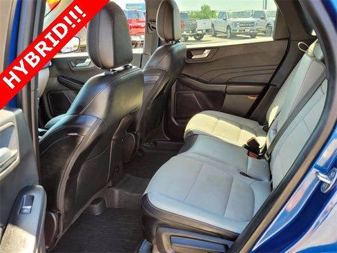 Used 2023 Ford Escape SE image 6