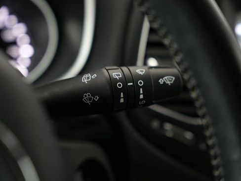 Used 2018 Jeep Compass Latitude w/ Popular Equipment Group image 15