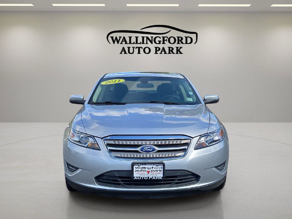 Used 2011 Ford Taurus SEL w/ 201A Rapid Spec Order Code FWD image 2