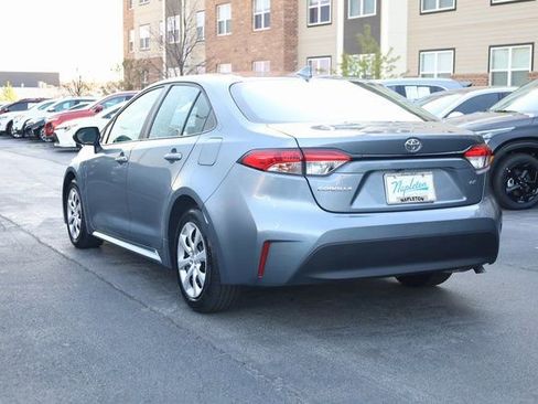 Used 2025 Toyota Corolla LE image 6