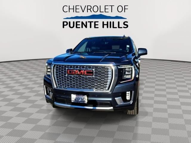 Used 2021 GMC Yukon Denali w/ Denali Premium Package RWD image 3