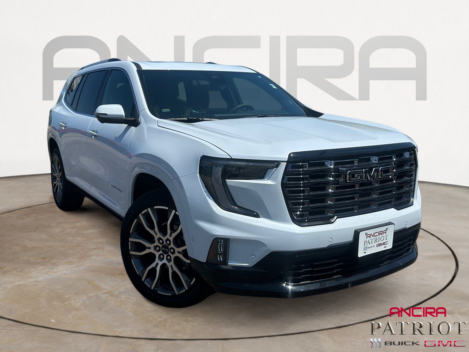 Used 2026 GMC Acadia Denali Ultimate w/ LPO, Floor Liner Package AWD/4WD image 1