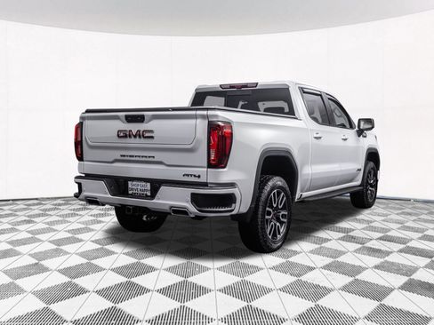 Used 2023 GMC Sierra 1500 AT4 w/ AT4 Premium Package AWD/4WD image 12