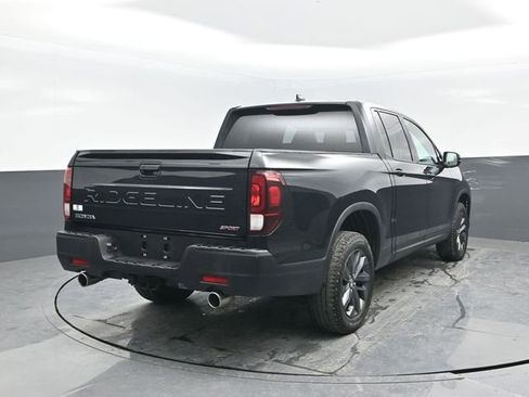 Used 2024 Honda Ridgeline Sport image 16
