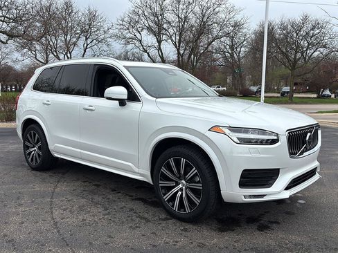 Used 2023 Volvo XC90 B5 Core w/ Climate Package AWD/4WD image 9