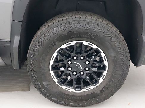 Used 2026 Chevrolet Silverado EV Trail Boss image 34