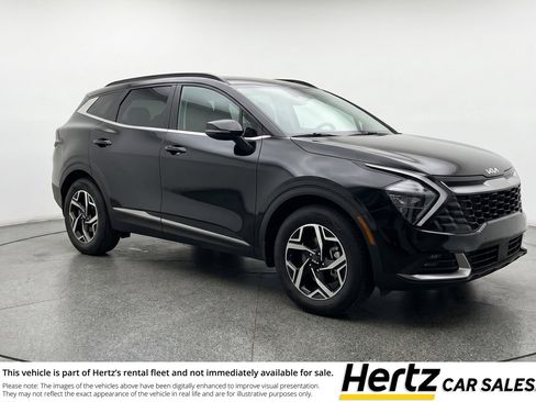 Used 2025 Kia Sportage LX image 1