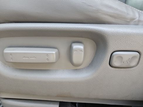 Used 2011 Honda CR-V EX-L image 21