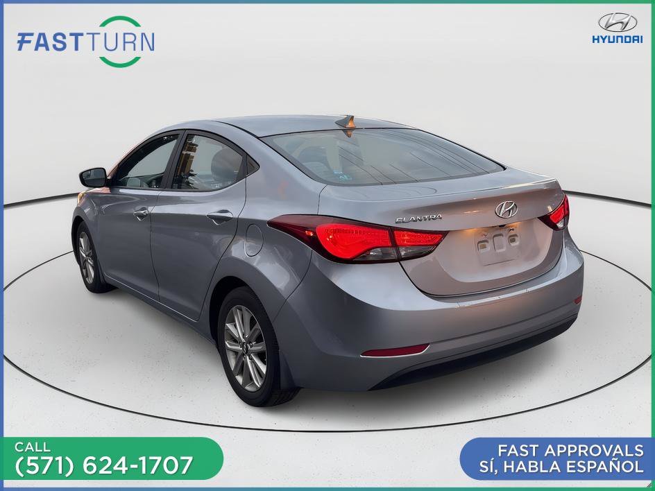 Used 2015 Hyundai Elantra SE w/ Option Group 02 FWD image 10