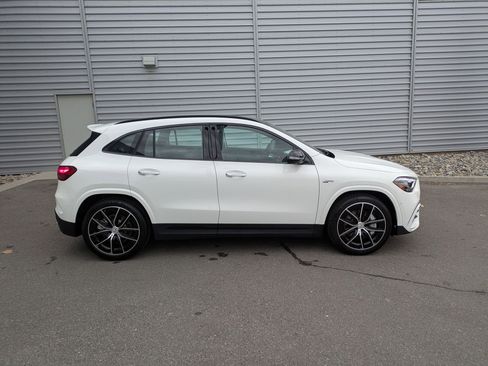 New 2026 Mercedes-Benz GLA 35 AMG 4MATIC image 2