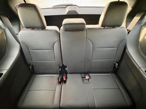 Used 2024 Chevrolet Traverse RS w/ LPO, Floor Liner Package image 15