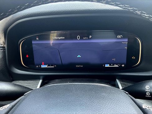 Used 2024 Jeep Wagoneer Series III image 19