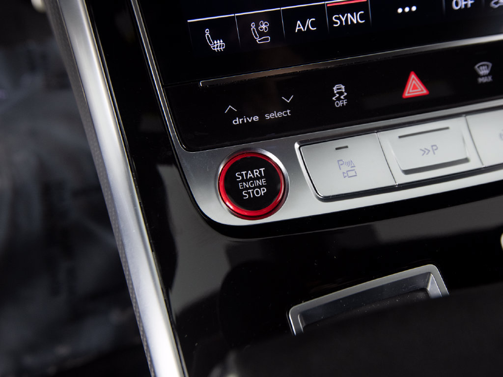 Used 2025 Audi RS Q8 performance AWD/4WD image 22