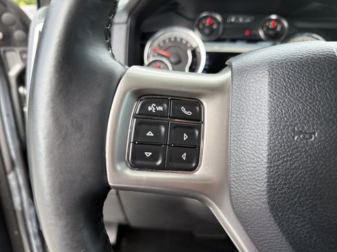 Used 2013 RAM 1500 Laramie w/ Convenience Group AWD/4WD image 28