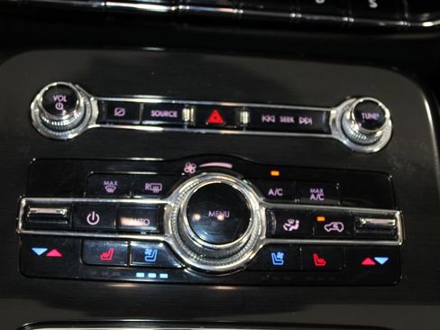 Used 2022 Lincoln Nautilus Reserve AWD/4WD image 45