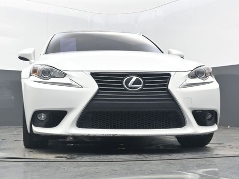 Used 2016 Lexus IS 200t image 27