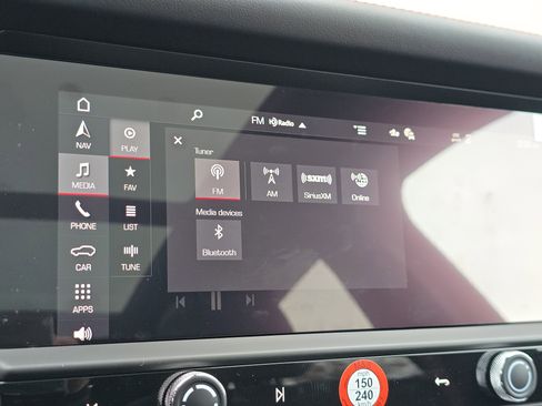 New 2026 Porsche Macan GTS image 24