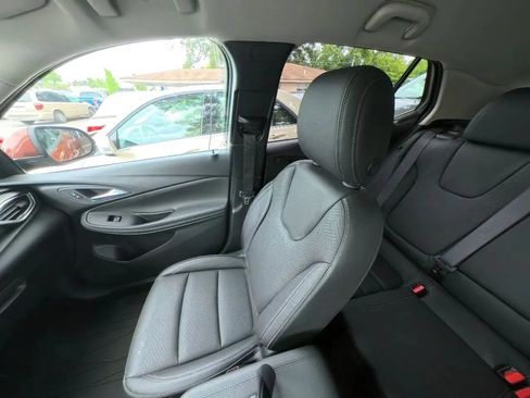 Used 2020 Buick Encore GX Essence w/ Advanced Technology Package AWD/4WD image 32