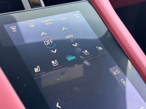 New 2023 Porsche Taycan Cross Turismo image 30