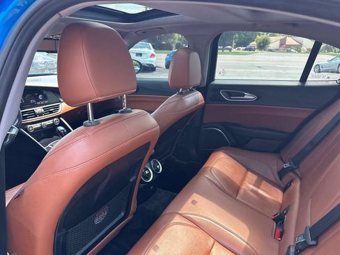 Used 2019 Alfa Romeo Giulia AWD w/ Quick Order Package 22J Sport image 25