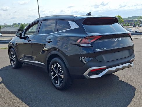Used 2023 Kia Sportage EX AWD/4WD image 4