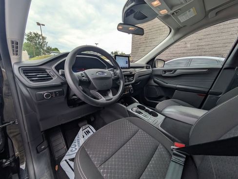 Used 2025 Ford Escape Active FWD image 15