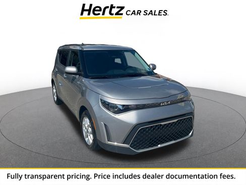 Used 2025 Kia Soul LX w/ LX Technology Package FWD image 1
