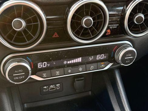 Used 2020 Nissan Sentra SV w/ Trunk Package FWD image 27